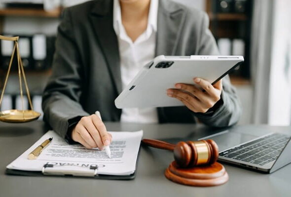 Material Breach vs Minor Breach Under Florida Law